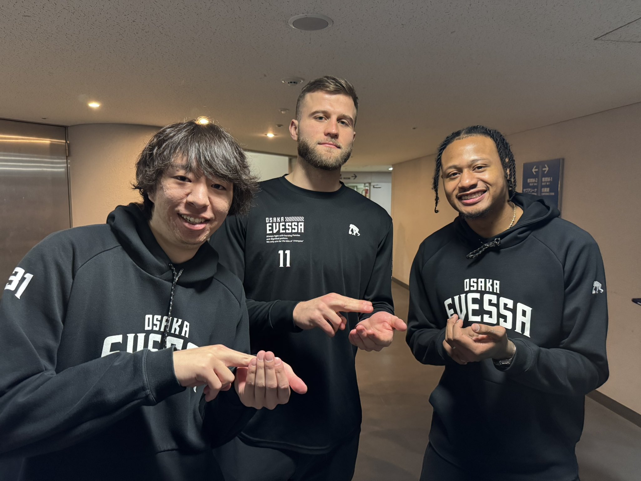 琉球ゴールデンキングス ユニフォーム 現 大阪エヴェッサ 牧隼人