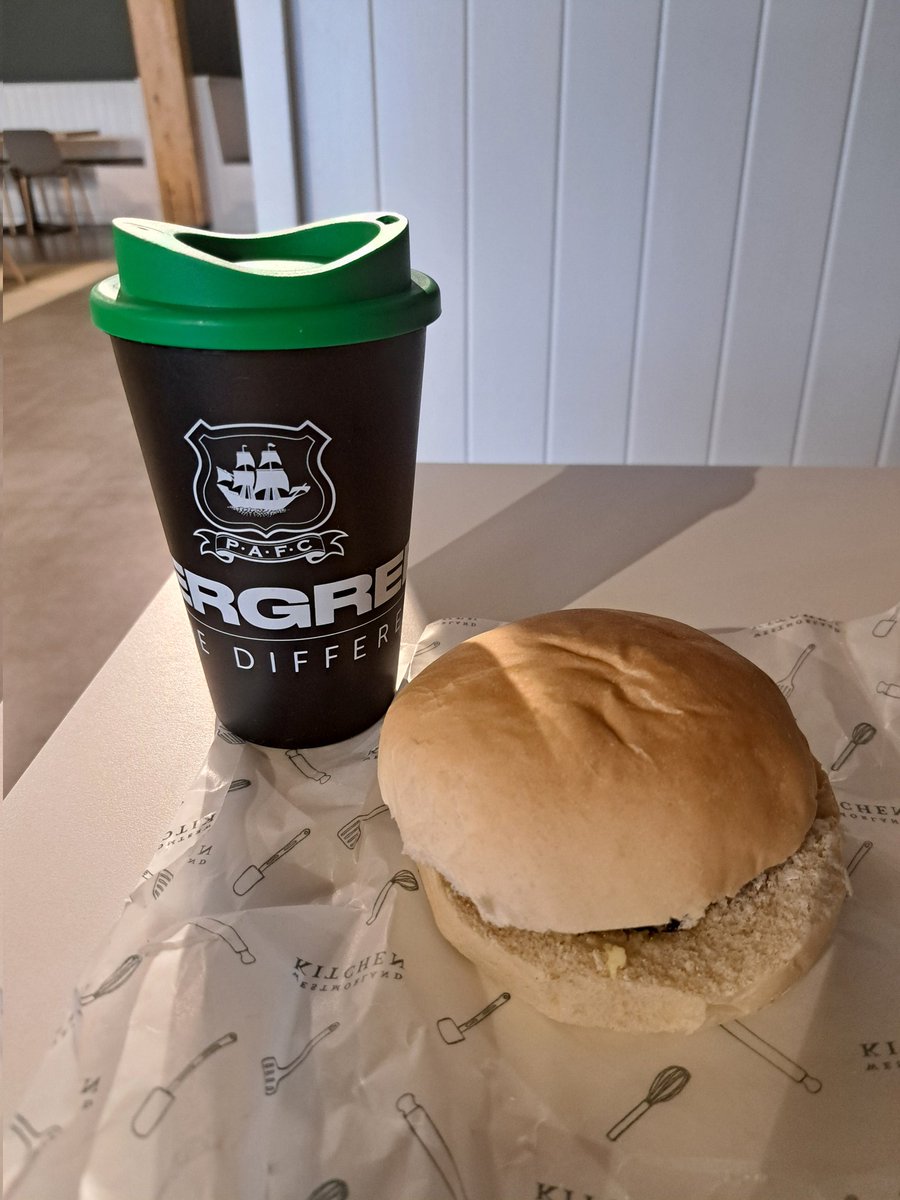 oldfartfan's tweet photo. Breakfast stop on the way to the big game. #pafc https://t.co/3zRikcLTiV