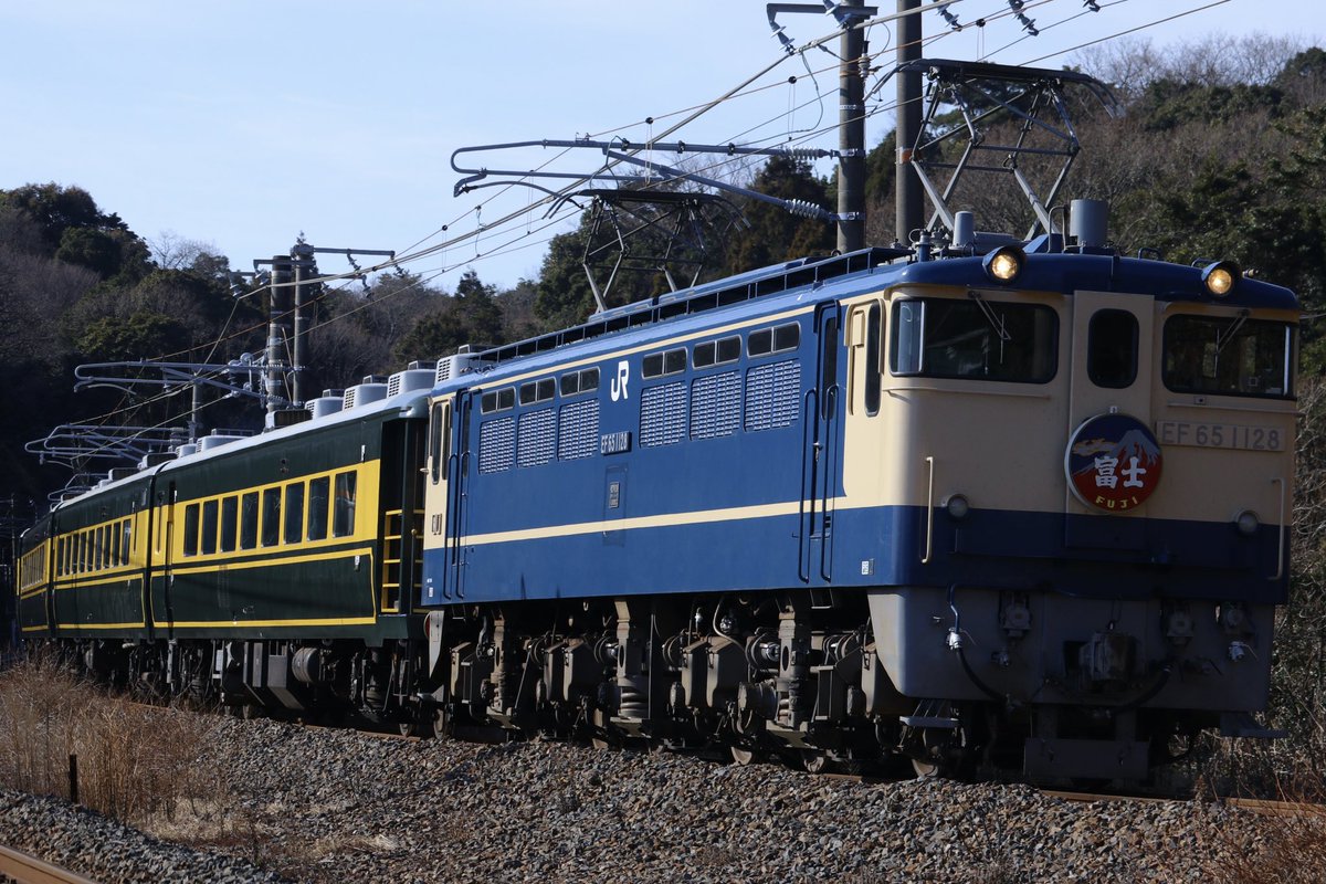 DT115A's tweet image. サロンカーなにわ見れました！！

設定上手く行かん…
色変……