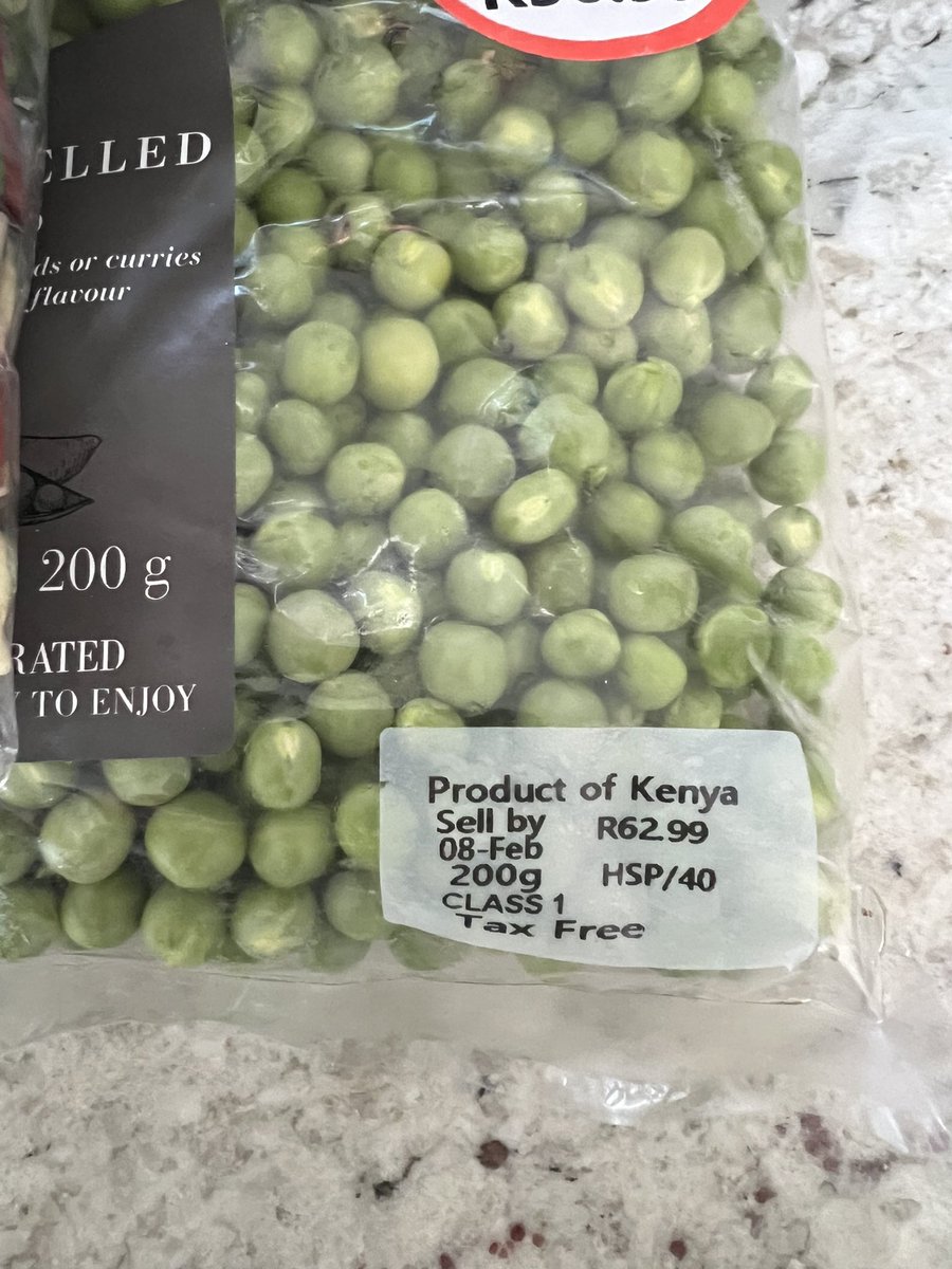 RozanneMButcher's tweet photo. @WOOLWORTHS_SA  disappointed to order dash today for my weekly groceries with all the fresh produce expiring tomorrow &amp; some already expired! https://t.co/lFrM1FHtXQ