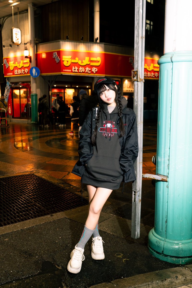 逃げ水あむ ソソミズ パーカー soxsocks きゅるりんってしてみて