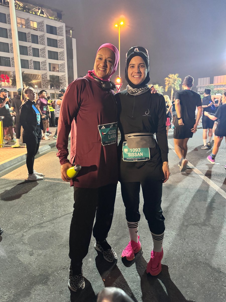 lara_active's tweet photo. Congratulations to everyone who ran #Burj2burj today! #dubai https://t.co/NEvFmRAWHl