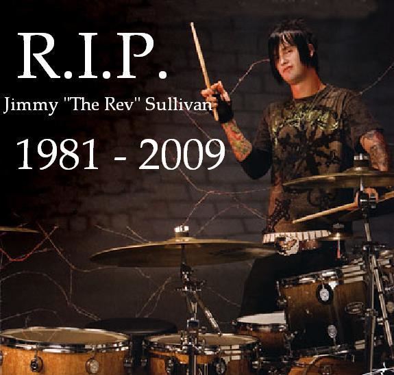 MaxxGhe's tweet photo. 09/02/1981.
Nasceva a Huntington Beach, in California, Jimmy "The Rev" Sullivan, il batterista fondatore del gruppo rock americano Avenged Sevenfold, prematuramente scomparso a 28 anni nel 2009.
#JimmySullivan #AvengedSevenfond https://t.co/v7ZvSjc345