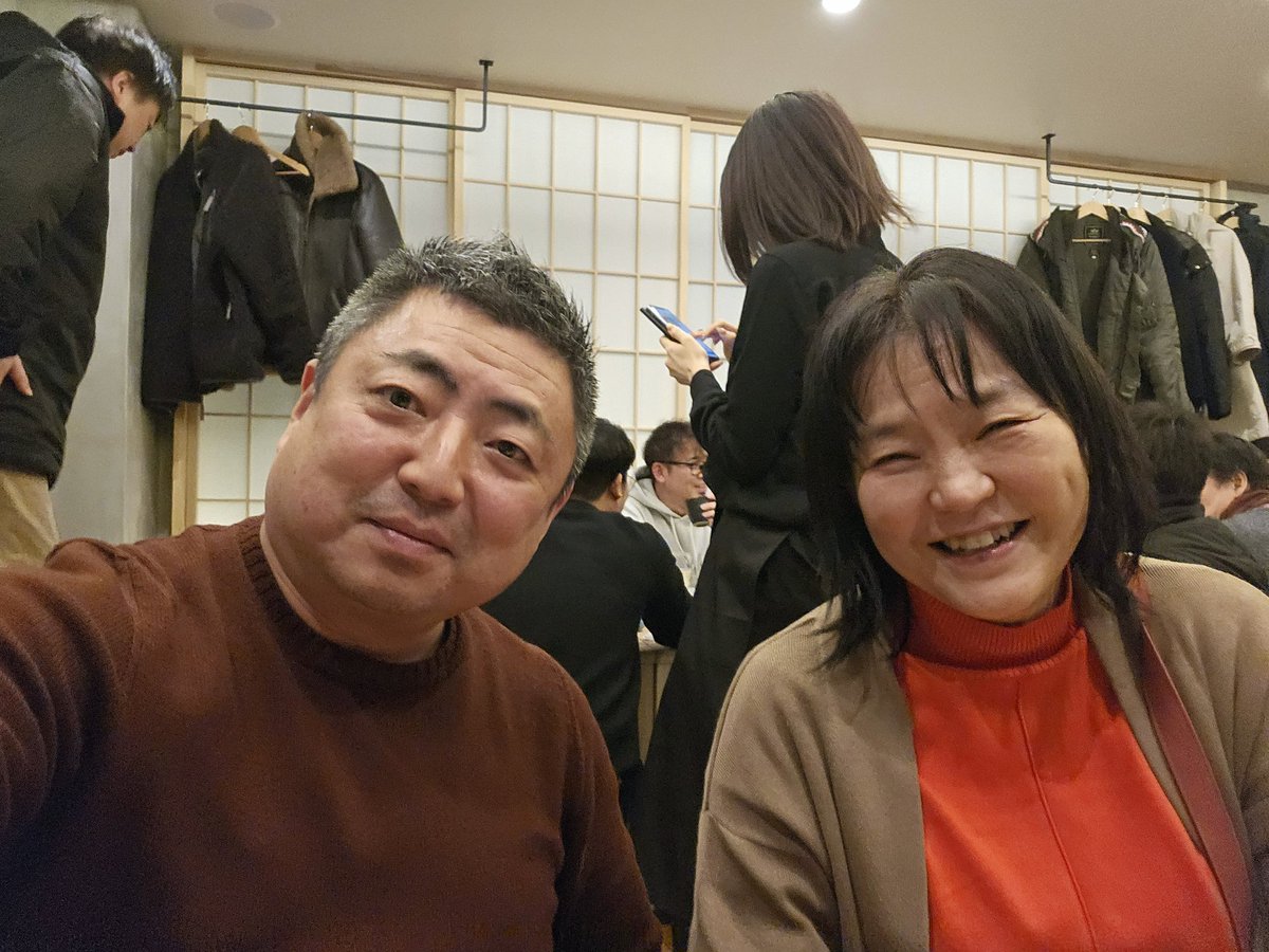 さらば博多！

またすぐ戻ってくる気しかしない。

今回の博多滞在も、学びあり、熱狂あり、そして最高の仲間たちとの時間があり、充実しまくりだった。

今回の勉強会のテーマは 「自分の仕入れ術大公開＆シェア」 。