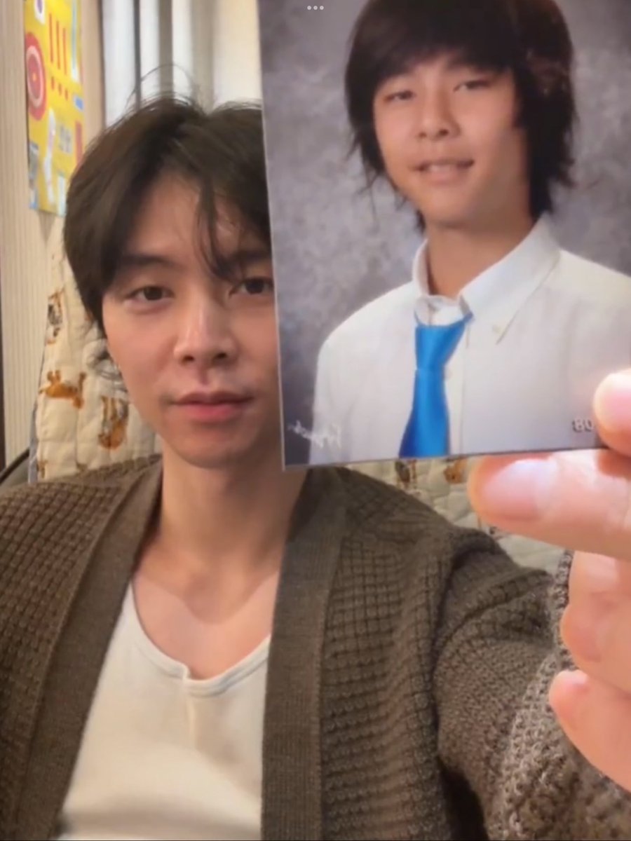 jsuhsource's tweet photo. 30 years old johnny showing his teenage pic 🥹 https://t.co/o7LJIYQDjF