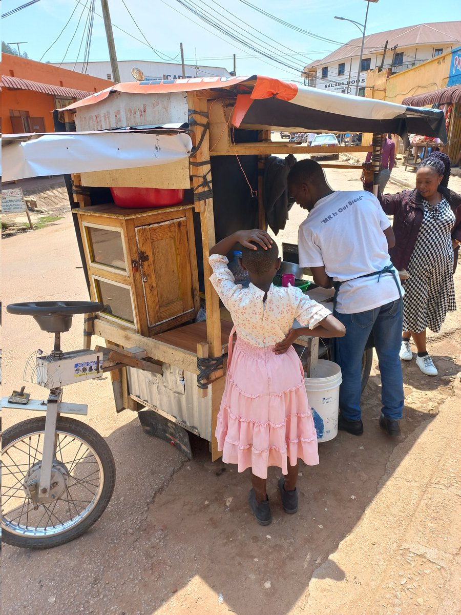 There are things I love seeing being done extraordinarily. Every business is profitable when you rethink it. Mobile Rolex business in Kabale town.