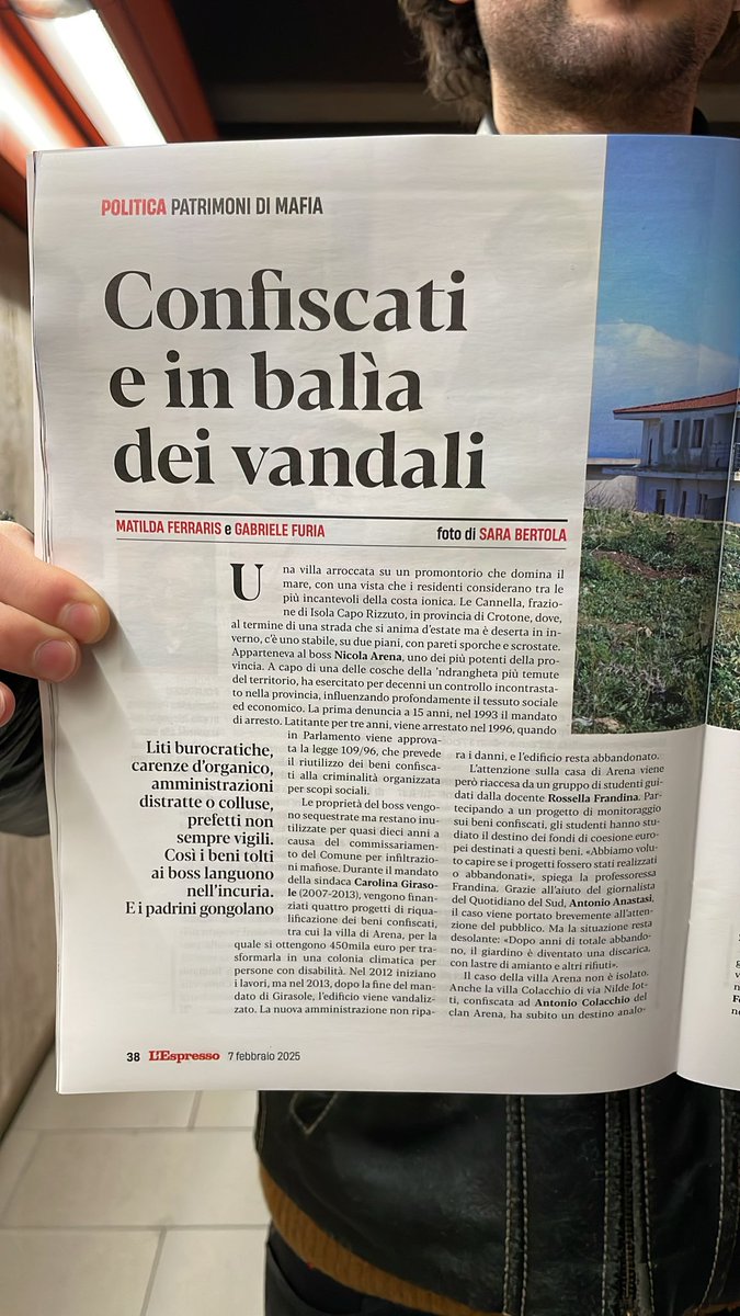 Questa settimana sono sul numero dell'Espresso disponibile in edicola!
Il pezzo si legge anche online

lespresso.it/c/-/2025/2/7/c…