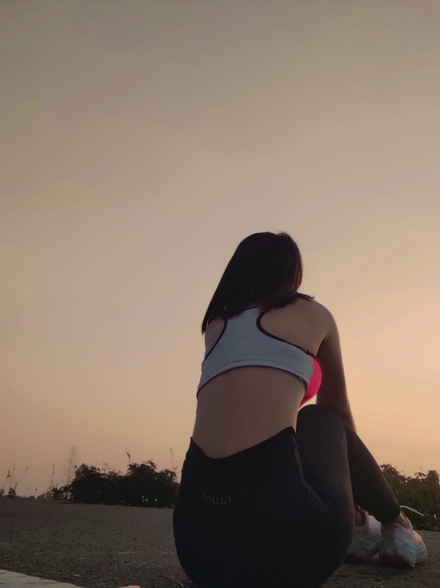 ไม่ใช่ผู้หญิงสวย ที่อยู่ใกล้แล้วสบายตา แต่เป็นผู้หญิงที่ฮา อยู่ใกล้แล้วสบายใจ
#โสด #โสดลกหนง #คยได #นดเจอ #เทยว #หาคนคย #หาแฟน #เพชรบูรณ์