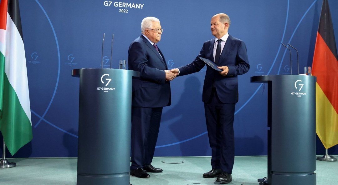 Mehrdad1Ashrafi's tweet photo. Was kann man denn erwarten, wenn deutsche PolitikerInnen sich hinter Islamfaschisten, hinter Gaza-Terroristen  und gegen Israel stellen?!
120 Millionen für Terroristen im Jahr 2025! 
Solange die breite Mehrheit zuhause nörgelt, veranstaltet die Minderheiten mit unseren Steuergelder "Demos für Gaza"! 
Wer schweigt trägt zum Untergang Deutschlands und Europas bei.
