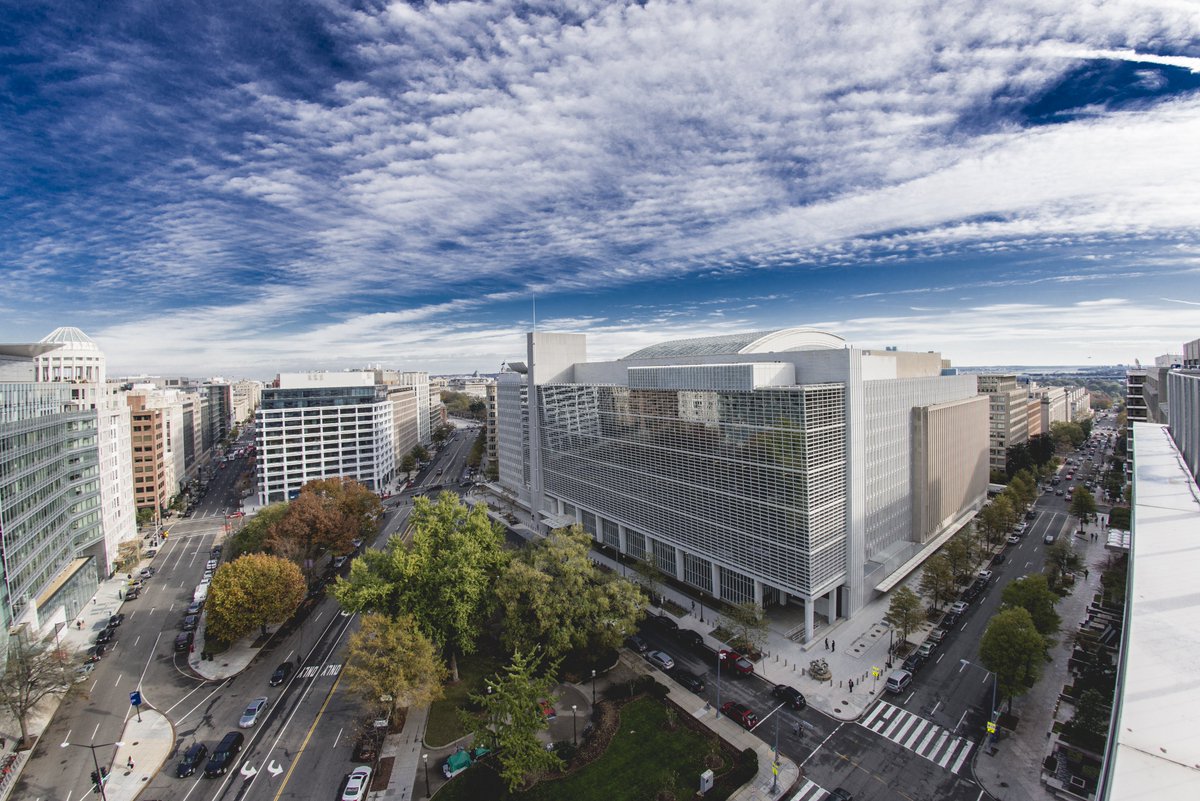 Inova Property (@inovaproperty) on Twitter photo ππ‘π ππ’π¬π π¨π ππ¬π¬ππ ππ¨π€ππ§π’π³πππ’π¨π§: ππ«ππ§π¬ππ¨π«π¦π’π§π ππ₯π¨πππ₯ π
π’π§ππ§ππ π’π§ ππππ
The tokenization of financial assets is moving from theory to reality, with major institutions and governments now implementing blockchain-based ππ‘π ππ’π¬π π¨π ππ¬π¬ππ ππ¨π€ππ§π’π³πππ’π¨π§: ππ«ππ§π¬ππ¨π«π¦π’π§π ππ₯π¨πππ₯ π
π’π§ππ§ππ π’π§ ππππ
The tokenization of financial assets is moving from theory to reality, with major institutions and governments now implementing blockchain-based
