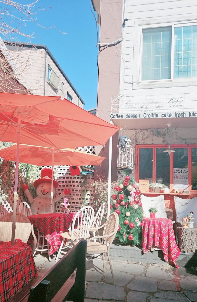 cocojs85's tweet image. 네 곁에는 행복만 남겨두어라.

《우리는 매일 한 뼘씩 자라날 거야》-현이-