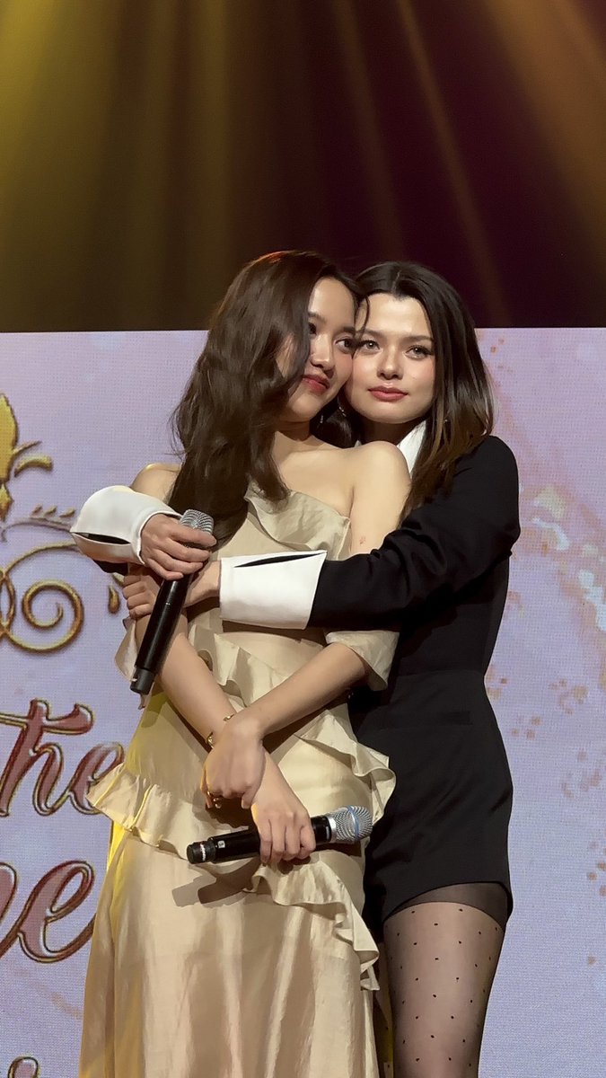 mywhitelilly_'s tweet photo. นะ นะ นะ this is love 🥹🤍

SAROCHA REBECCA IN MANILA
#FreenBeckyRoyalFanmeetxPH https://t.co/981urq1ICZ