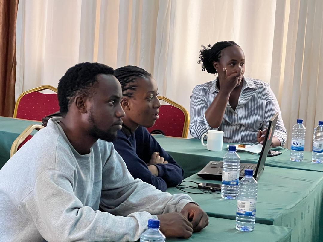 ChristopheUwiz's tweet photo. Meet Pacifique, a Rwandan agripreneur &amp; founder of Real Green Gold Ltd, which supports smallholder farmers. He advocates for youth entrepreneurship, agribusiness, and innovation in climate, food security, &amp; agri-tech. 

Link:https://t.co/T47XnrlOUr

@ScienceAlly_Rw #IamAfSRwanda https://t.co/0ok3VukMKT