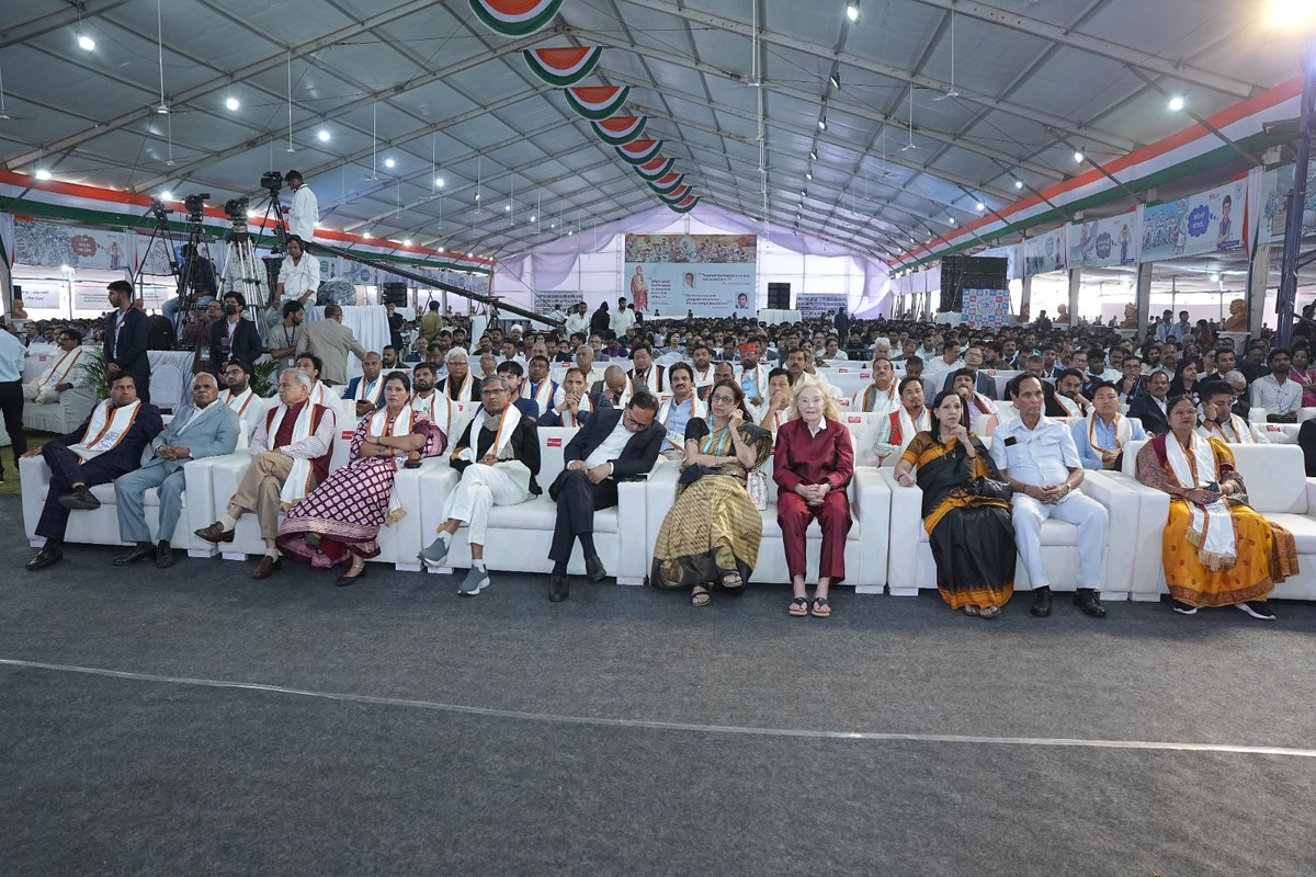 VijayLaxmiMLA's tweet photo. आज पुणे MIT में आयोजित 14वीं भारतीय छात्र संसद के द्वितीय दिवस कार्यक्रम में सम्मिलित हुई।
#BCS #BCSConclave #BharatiyaChhatraSansad #Pune #maharashtra https://t.co/m96OAhFvbC