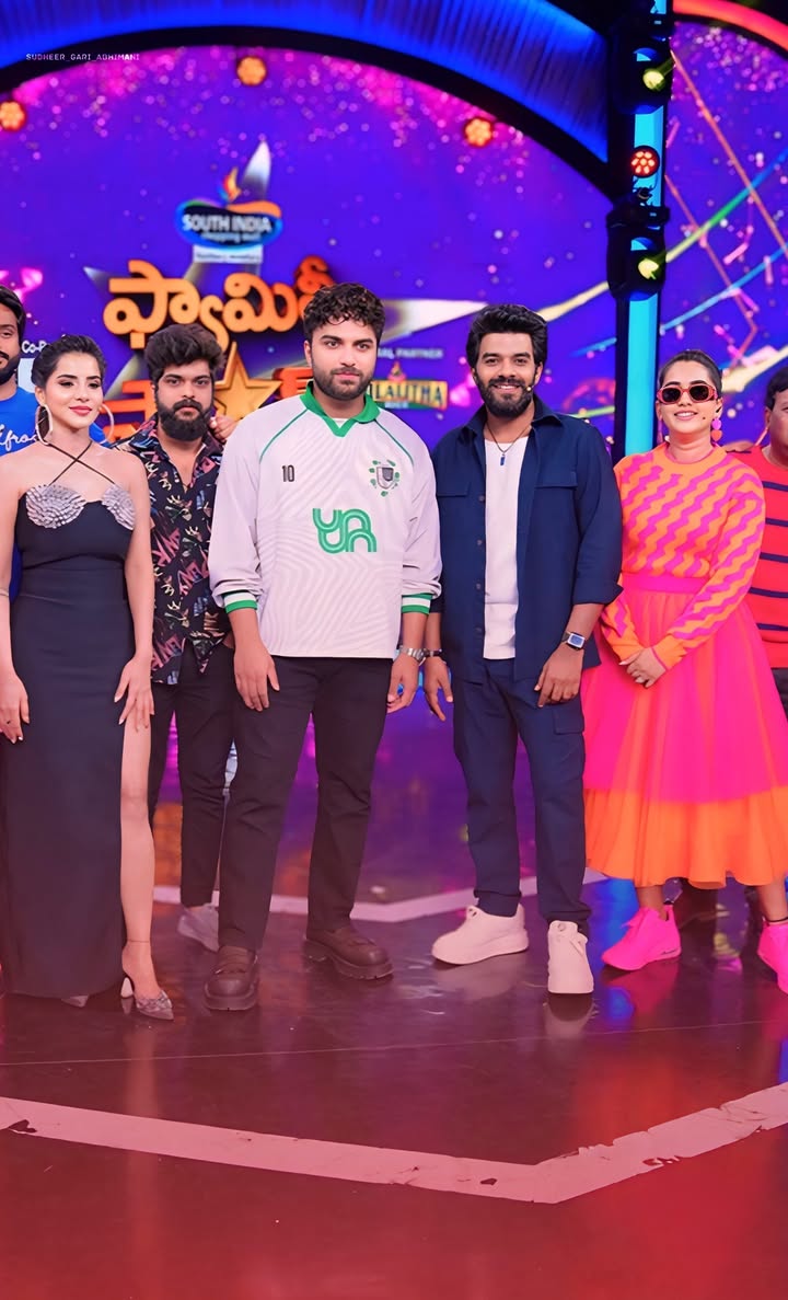 Team #Laila at #FamilyStars for their Part of Promotions 🔥

<a href="/sudheeranand/">Sudigali Sudheer</a> <a href="/VishwakSenActor/">VishwakSen</a>