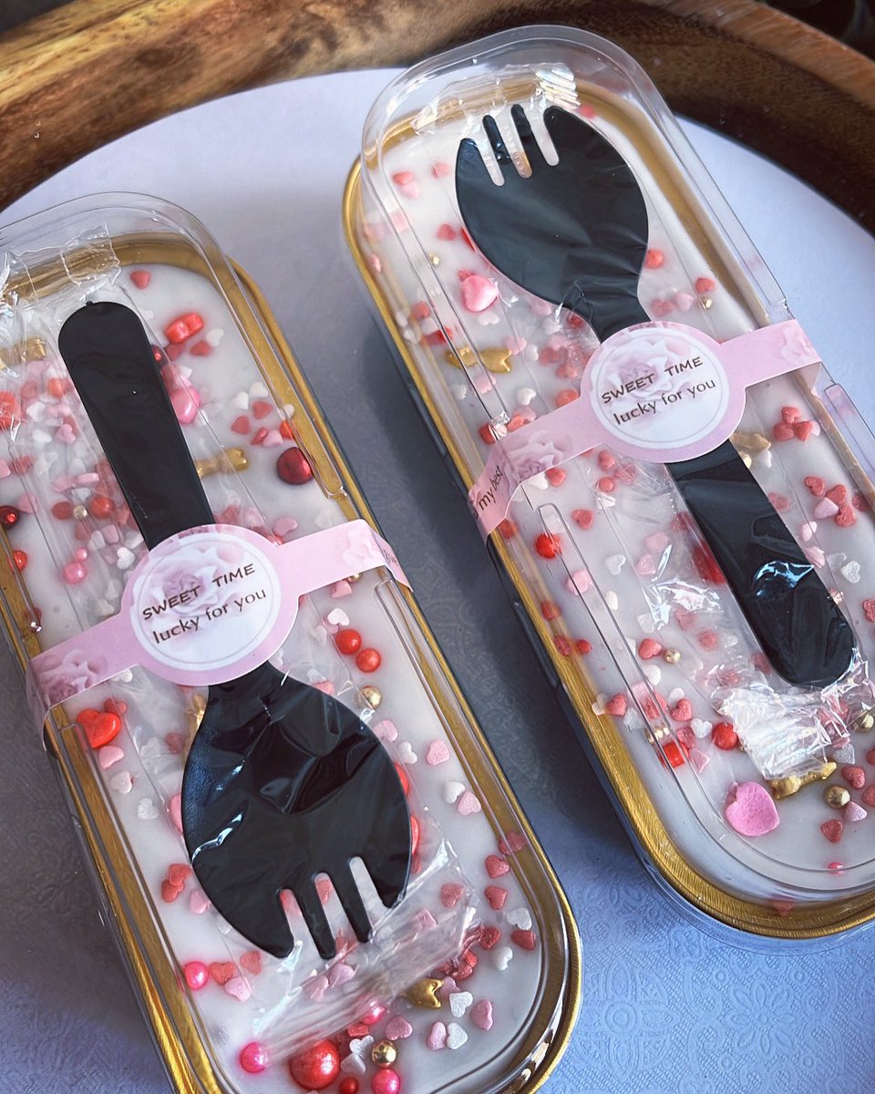 Also taking last orders for the mini school cake tins we’re doing for £5