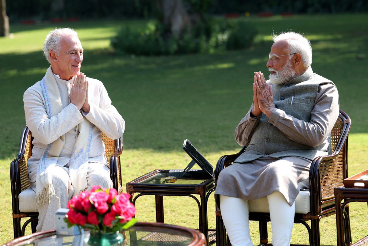 The President of Maharishi International University <a href="/DrTonyNader/">Tony Nader MD, PhD</a> was warmly received by His Excellency, Prime Minister Narendra Modi, in Bhārat-India.
During this historic meeting, Dr. Nader presented his book, Consciousness Is All There Is.