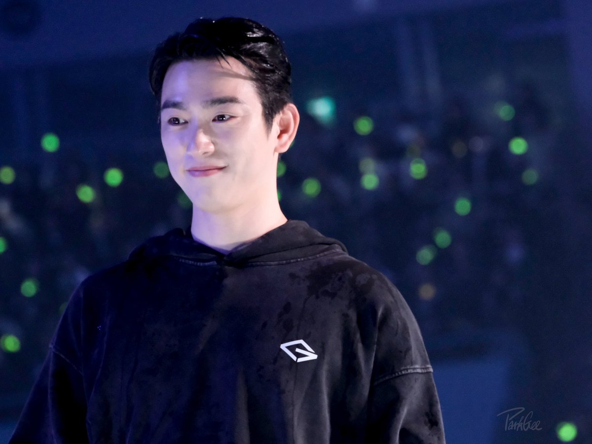 parkgee__'s tweet photo. 2025 GOT7 CONCERT < NESTFEST > 
2025.2.1 Day 1

#GOT7 #갓세븐 
#JINYOUNG #진영 
#PARKJINYOUNG #박진영 
#GOT7CONCERT
#GOT7NESTFEST
#GOT7NESTFESTDAY1
@JINYOUNG https://t.co/MklIUbuHPZ