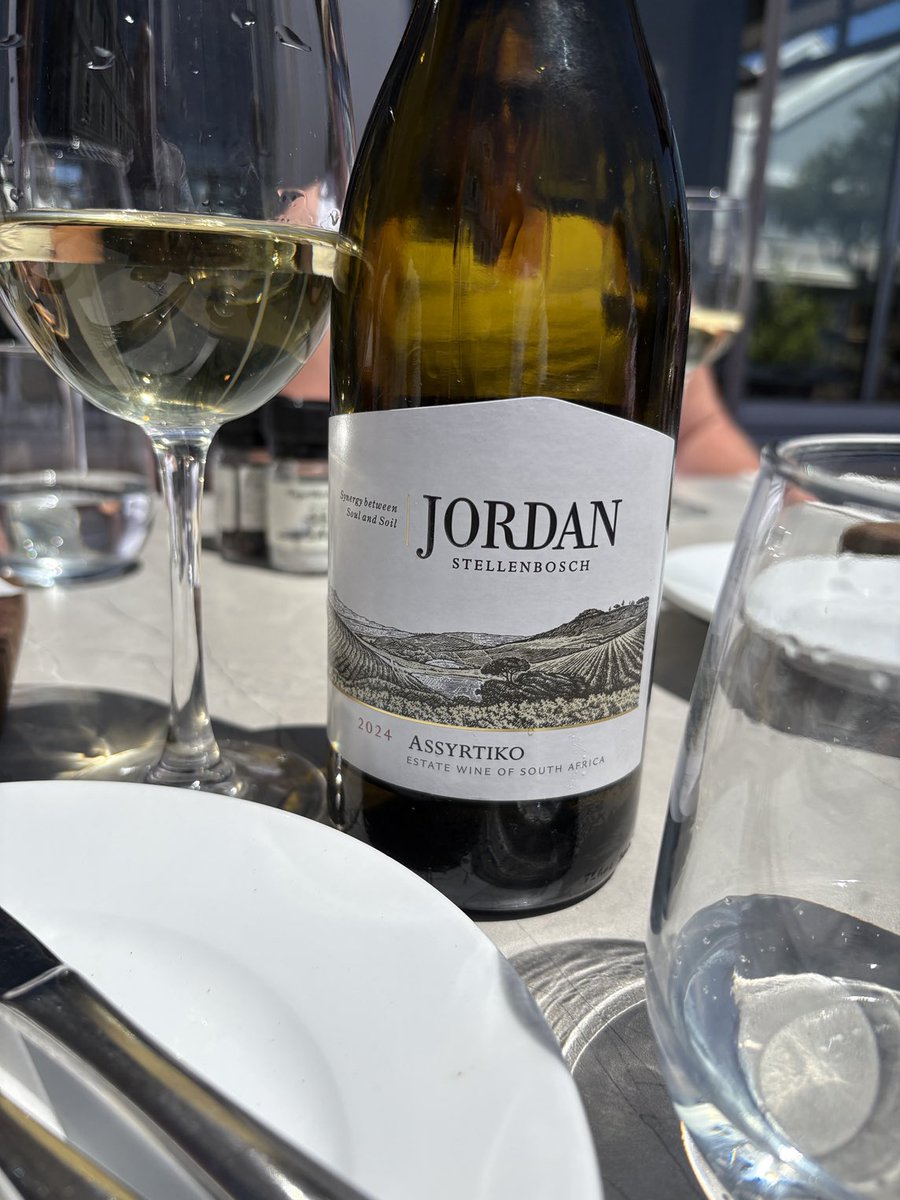 KayetanMeissner's tweet photo. Loving this #assyrtiko from ⁦⁦@Jordan_Wines⁩ here at ⁦@den_anker⁩ so great to see such a perfect cultivar from #stellenbosch and a lifelong dream for ⁦@JordanGary⁩ to tend to such vines. Are they basket trained? https://t.co/Y8ML38KJuW