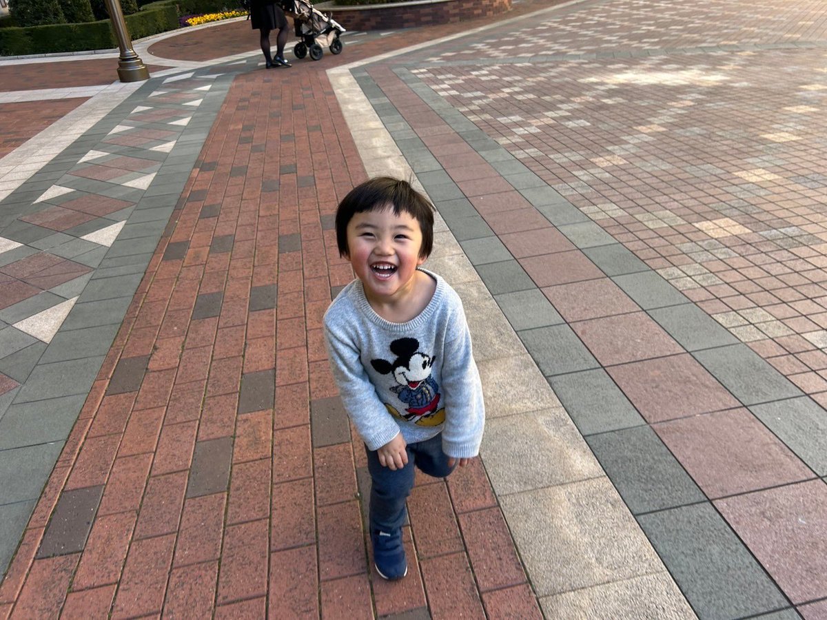 long__tai's tweet photo. ディズニーランドホテル泊まりにきました☺️ https://t.co/pIZAZbJm4B