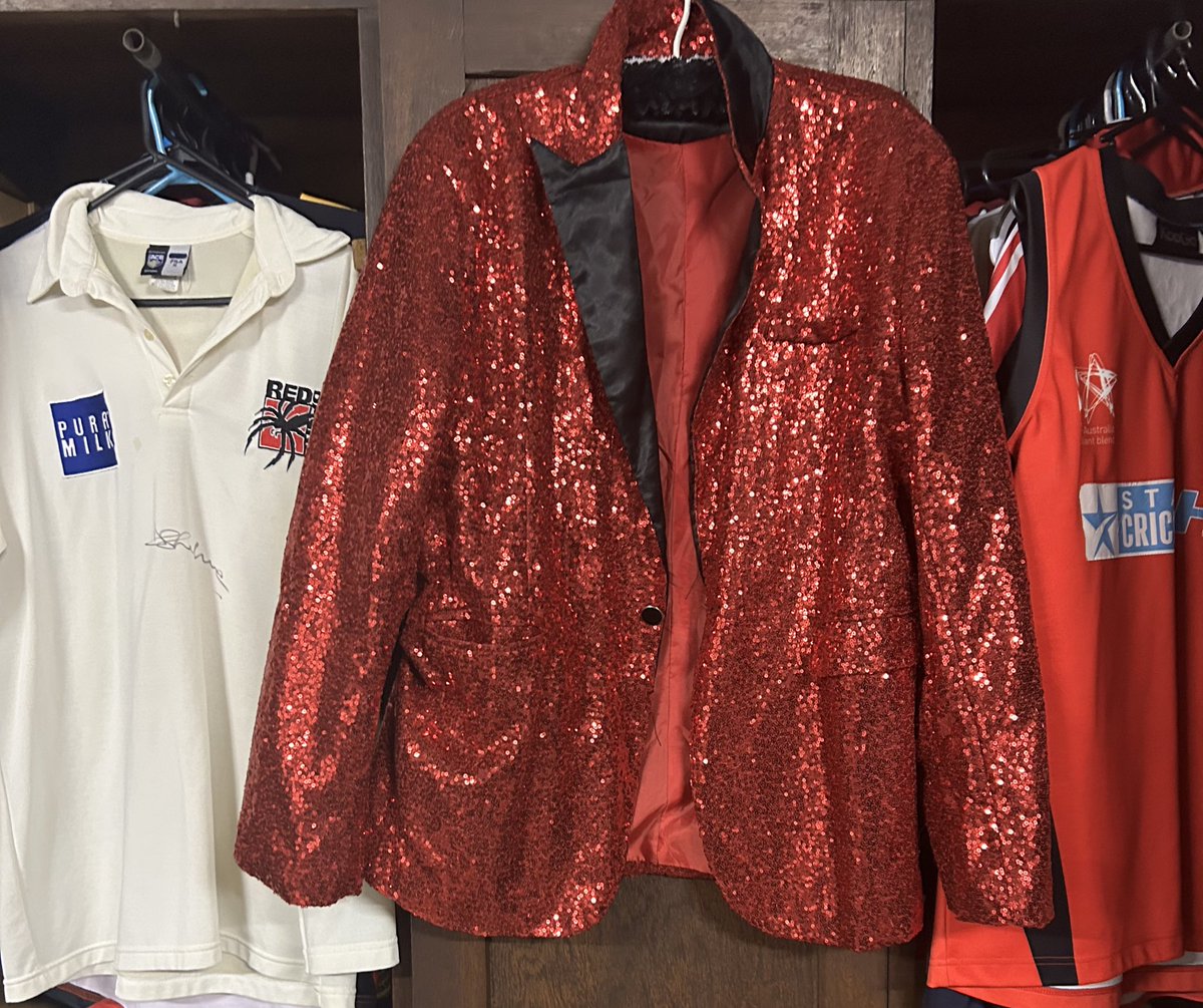 RedbackJim's tweet photo. #VictoryJacket
#SheffieldShieldSunday https://t.co/62WRE5D0VK