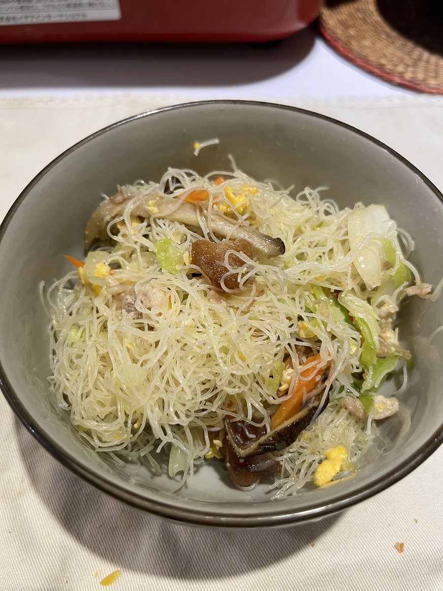 ChangeLiu0118's tweet photo. 烏魚子米粉😍 https://t.co/9qb0C60TeE