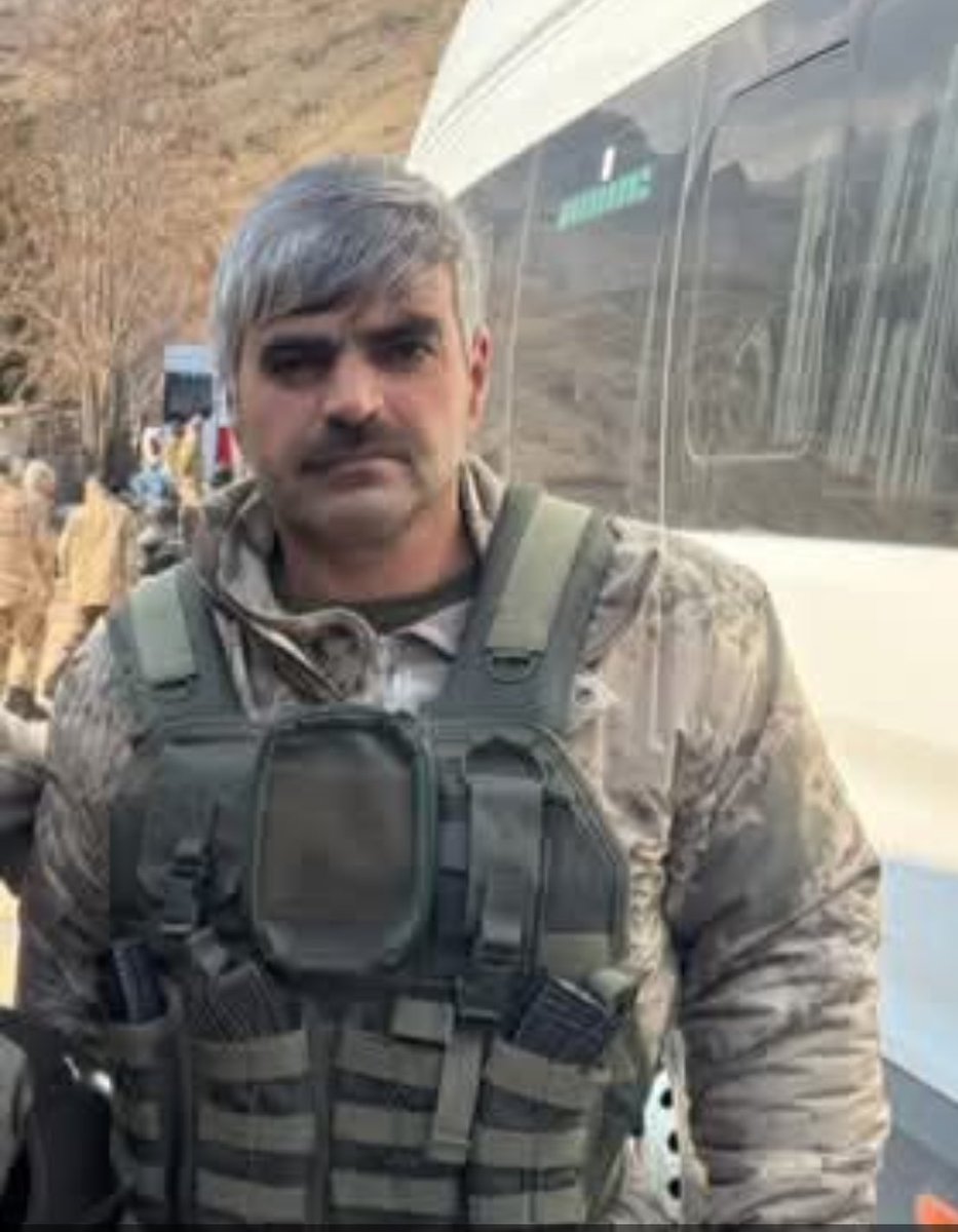 Mardin Dargeçit'ten Güvenlik Korucumuz Kuzey Irak  Pençe kilit Harekatında Görevli iken Kalp Krizi Sonucu Şehit olan Kahraman Güvenlik Korucumuza Allah’tan rahmet Kederli Ailesine Başsağlığı Diliyorum.Camiamızın Başı Sağolsun🇹🇷🇹🇷