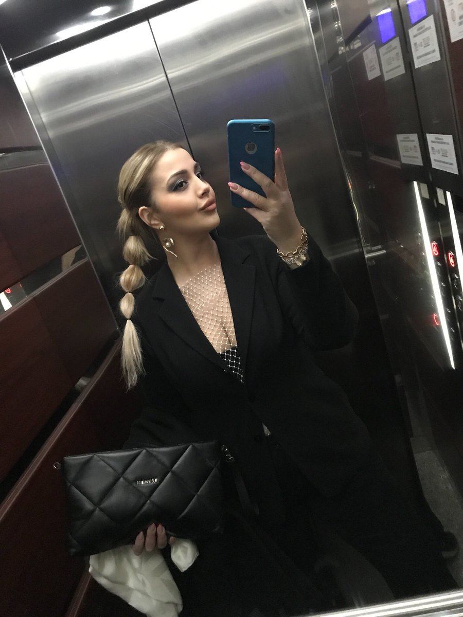 Bi girls night gecesi daha gerçekleşti 🪩🖤