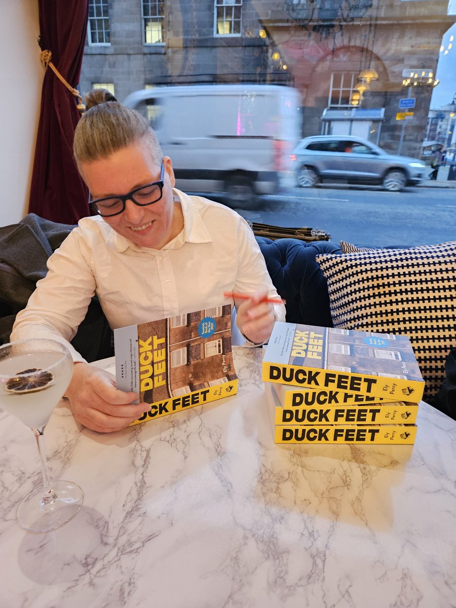 #DuckFeet is back in stock in the bookshops of Edinburgh!