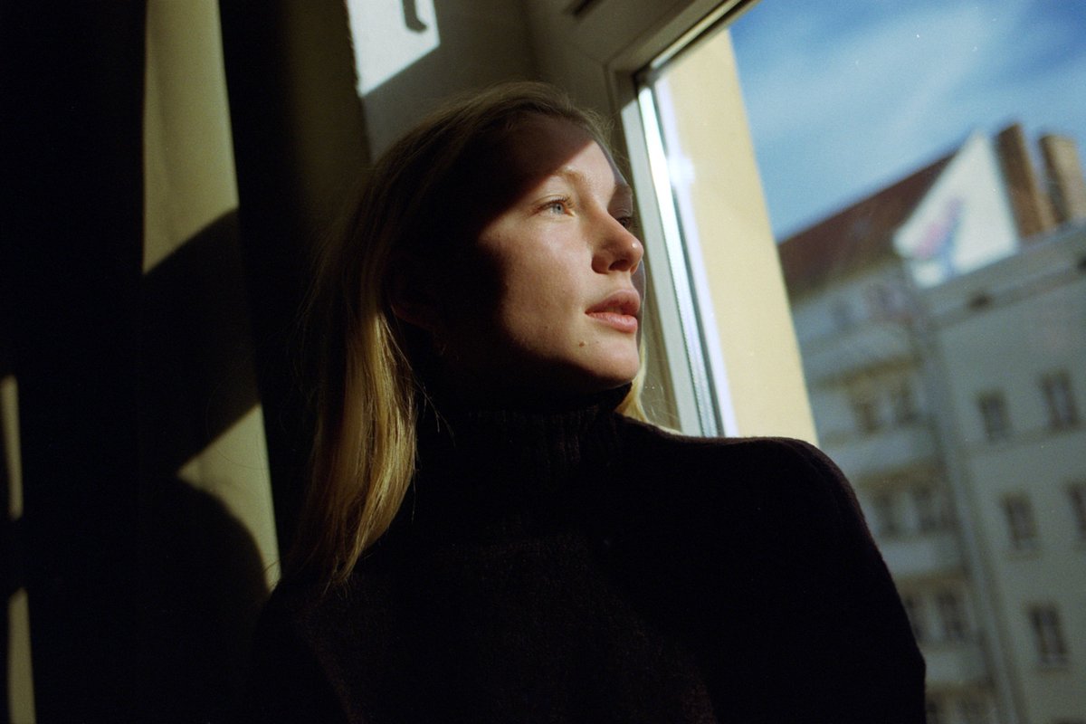 alexkibb_'s tweet photo. Sandra in Berlin https://t.co/XrOKk08er3