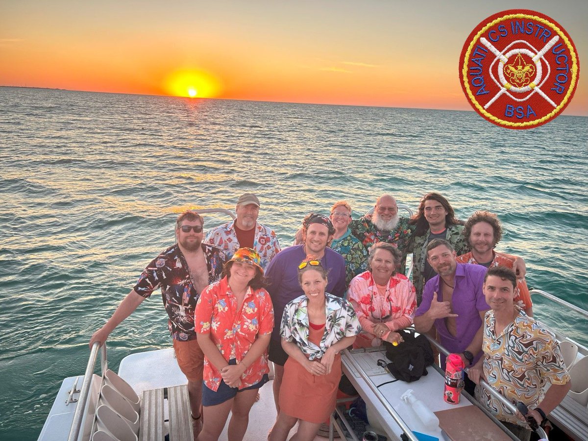 RaulARovira's tweet image. End of course photo. National Camping School for Aquatics at Sea Base Florida
#Aquatics #Scouting #SeaBase @BSASeaBase @boyscouts @greatAKscout