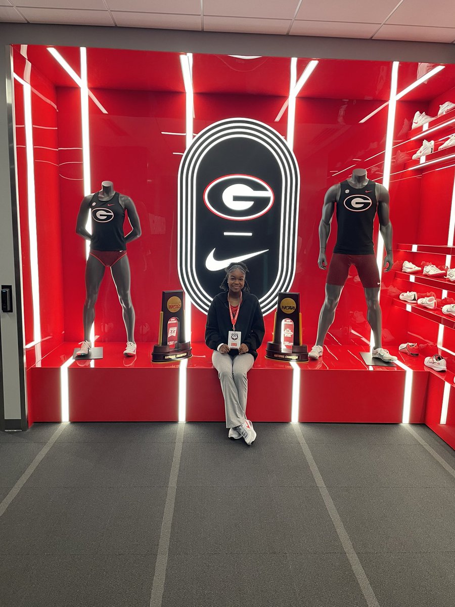 Alana Hassell tweet media