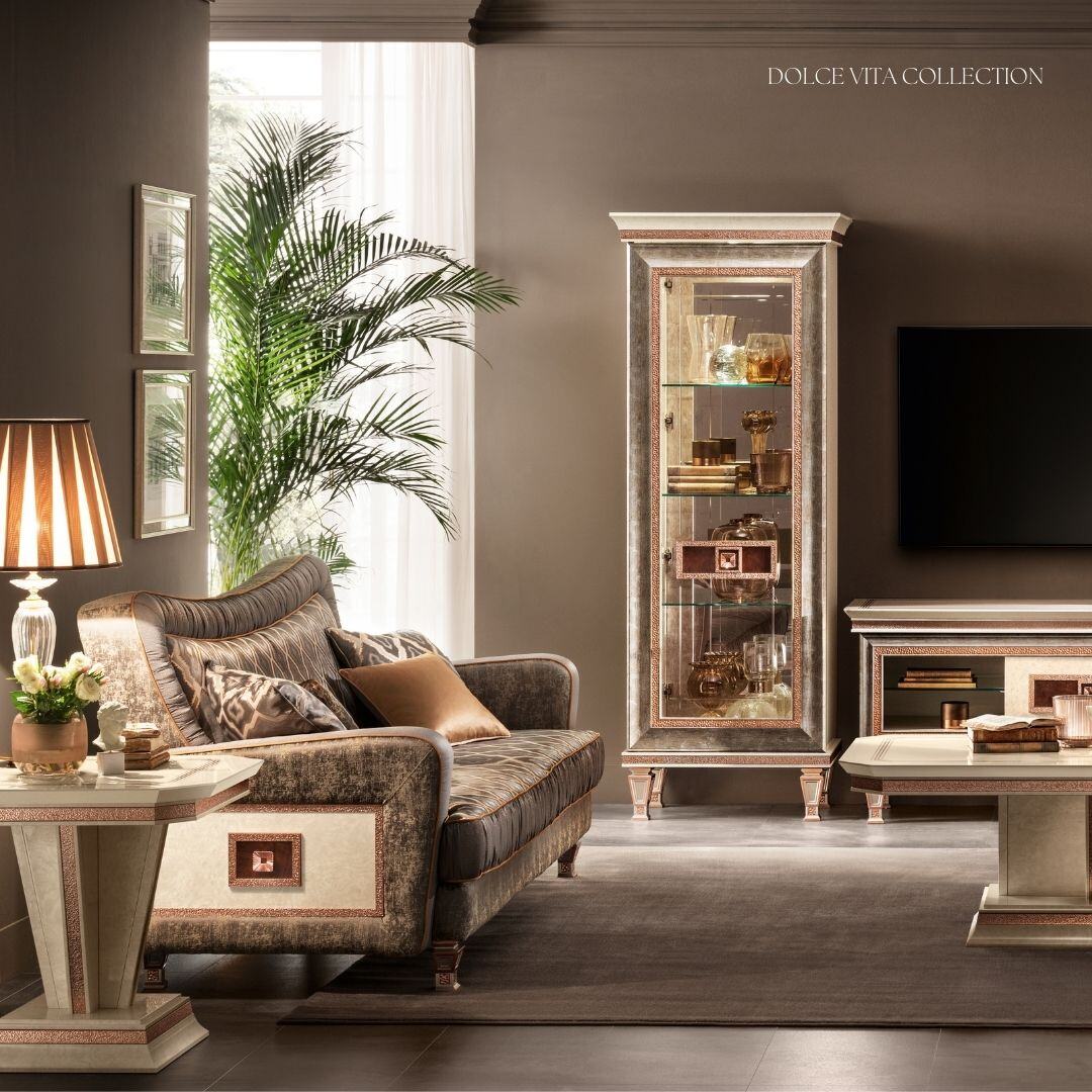 Arredoclassic's tweet photo. Elegance in every detail, quality in every piece—Made in Italy furniture from our warehouse to your home. 🏡✨ #LuxuryLiving #ItalianDesign https://t.co/lg0C7CUuCj