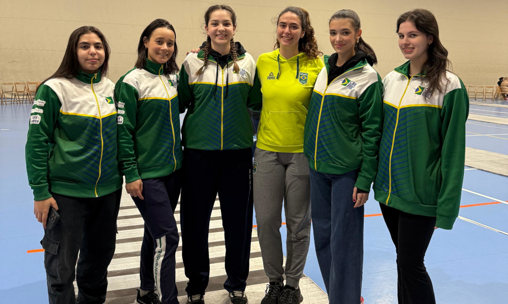 Onze brasileiros em ação em competições na Europa

Leia mais em cbesgrima.org.br/onze-brasileir…

Foto: Divulgação/CBE