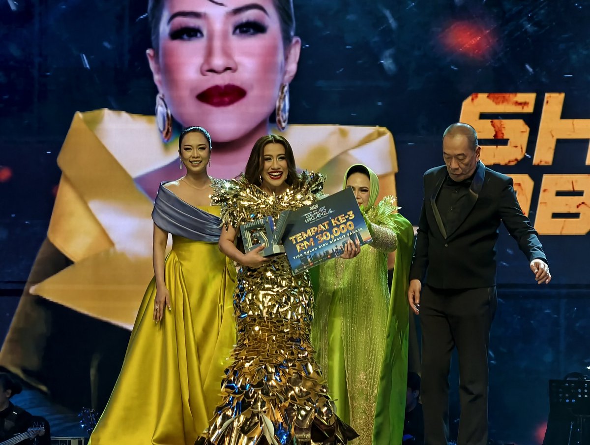 XavierNaxa's tweet photo. Tempat Ketiga 
Bawa pulang RM30,000 dan trofi 

Tahniah kepada Sheila Abdull 

#GegarVaganza2024 #Gegarvaganza11 #Vaganzers https://t.co/vwZkWA6El2