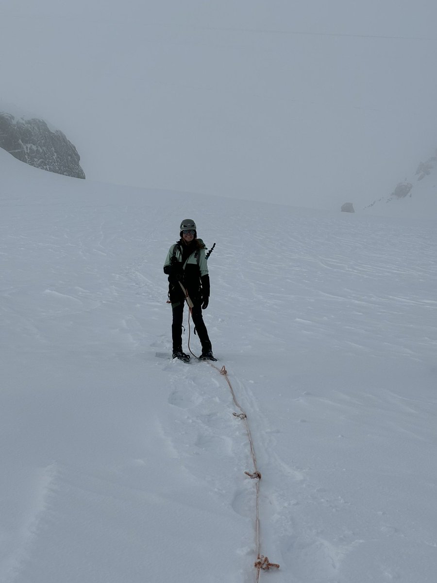 Always a pleasure when someone from @oceanwideexp #hondius visits Chamonix thanks @meaganroecker !! #chamonixmontblanc🇫🇷 #skywaymontebianco #valdaosta 🇮🇹#mountaineering