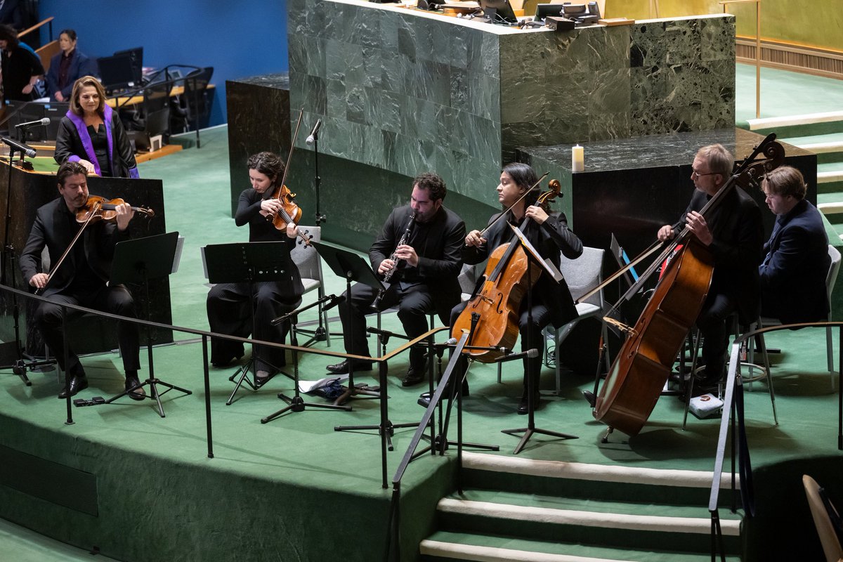 United Nations Outreach Programme on the Holocaust (@unhop) on Twitter photo At the <a href="/UN/">United Nations</a> Holocaust Memorial, Lebensmelodien performed music composed, sung or played by Jewish Holocaust victims. Voices and sounds the Nazis sought to silence, were brought back to life and into memory. youtu.be/1E_yTdfpGkY
#HolocaustRemembrance #NoToHate At the <a href="/UN/">United Nations</a> Holocaust Memorial, Lebensmelodien performed music composed, sung or played by Jewish Holocaust victims. Voices and sounds the Nazis sought to silence, were brought back to life and into memory. youtu.be/1E_yTdfpGkY
#HolocaustRemembrance #NoToHate