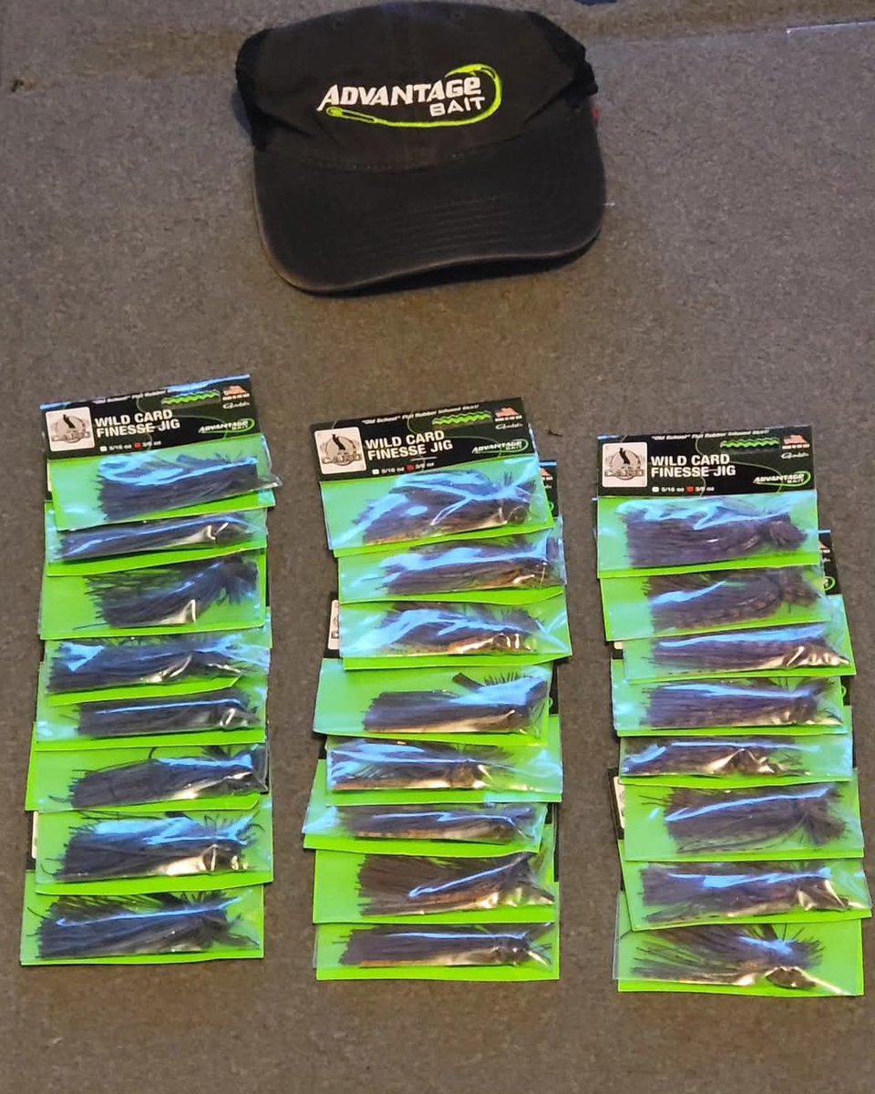 Play your Cards right with Brandon Card's Wildcard Finesse Jig!!!
#bassfishing #largemouthbass #smallmouthbass #spottedbass #meanmouthbass #fishthemoment Advantagebait.com