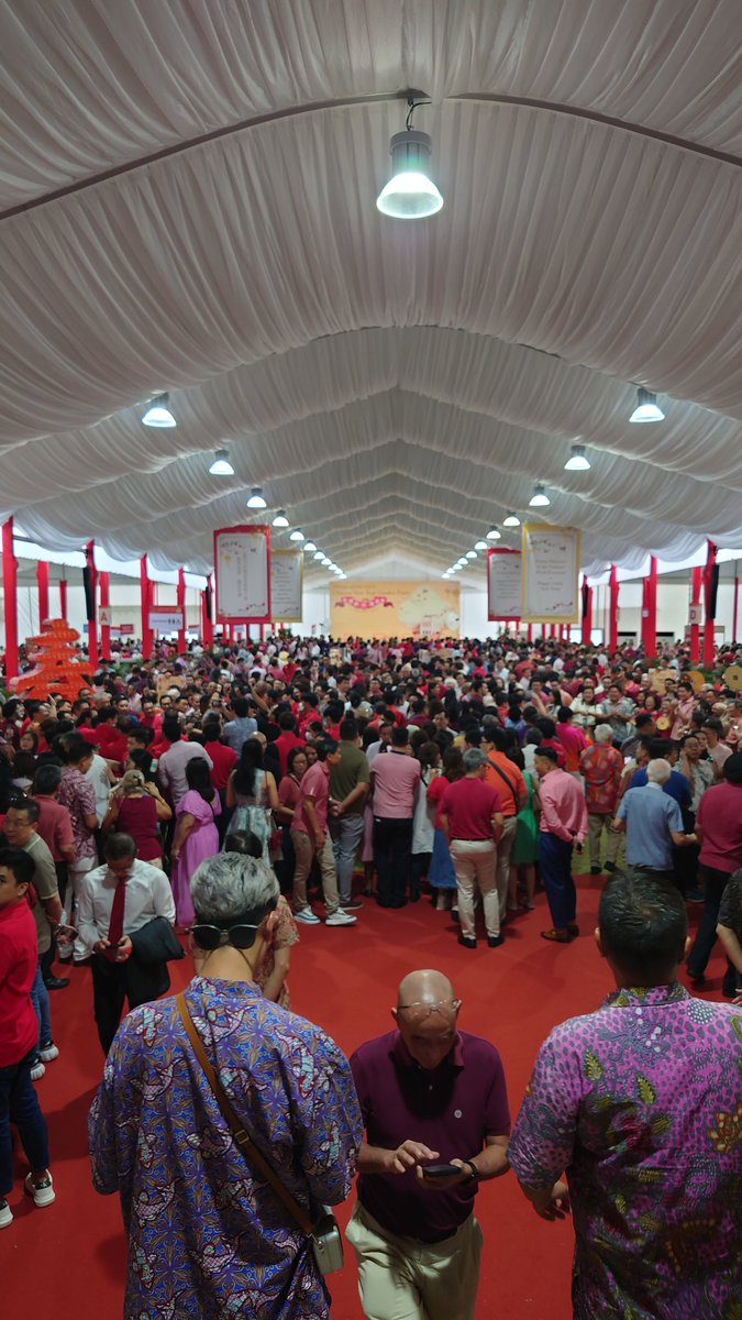 The Prime Minister's CNY Garden Party for Grass Roots Leaders

<a href="/LawrenceWongST/">Lawrence Wong</a> #communityservice