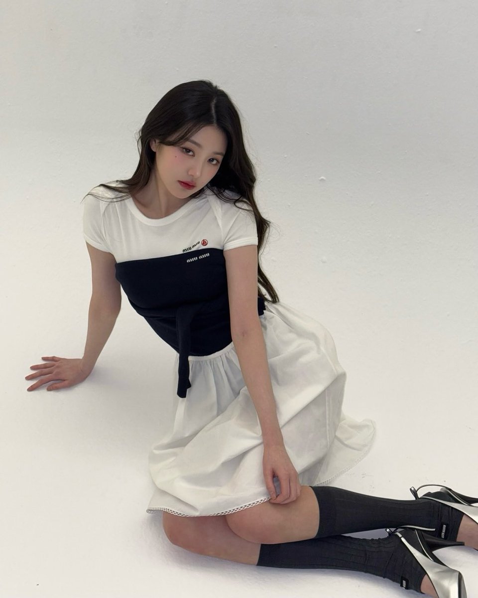 wonyoungpics's tweet photo. instagram update https://t.co/fNr54DeVcm