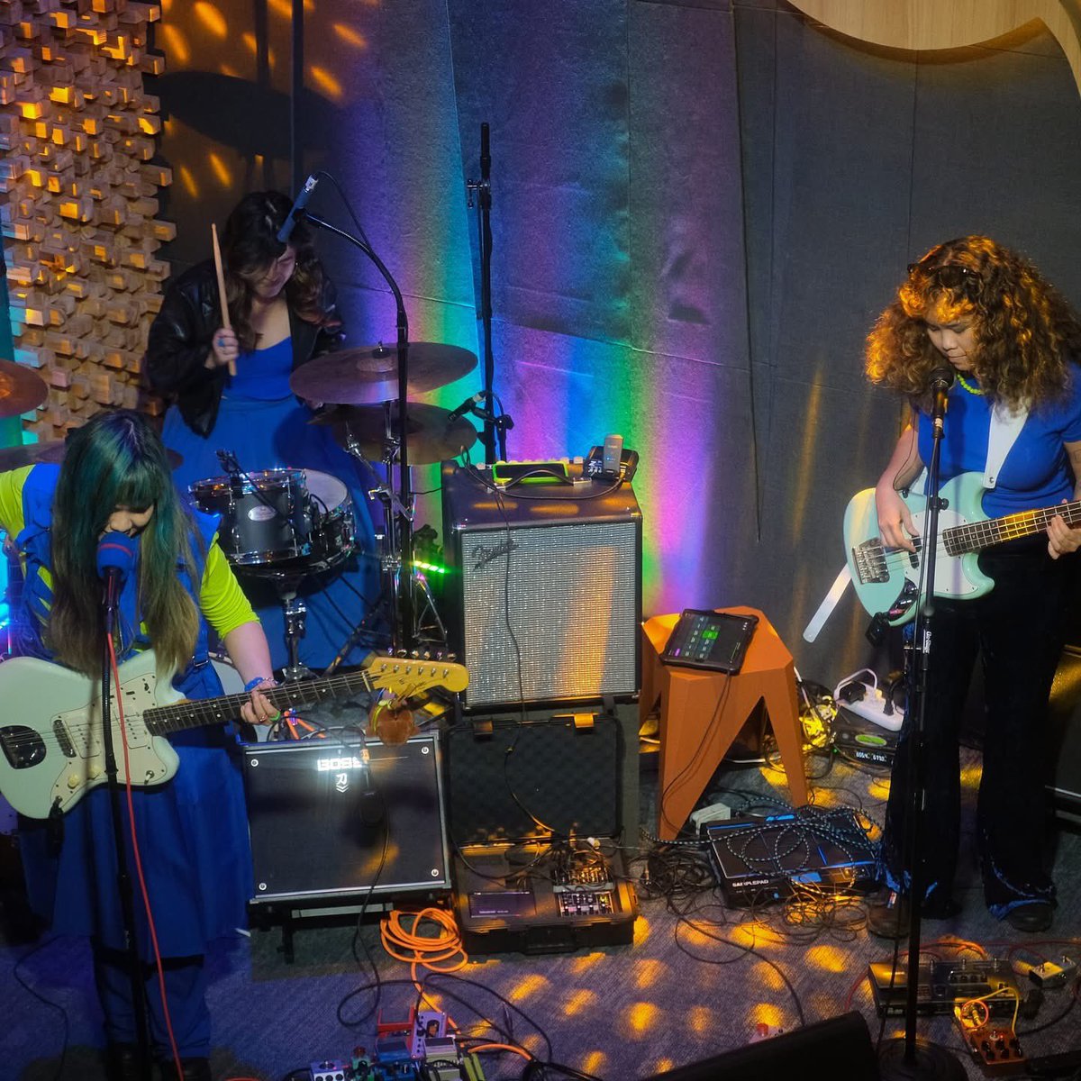 Last week’s gig at Paham’s album launch 🌹

Thank you <a href="/JosmaLeuterio/">Josma Lawrence</a> 📸