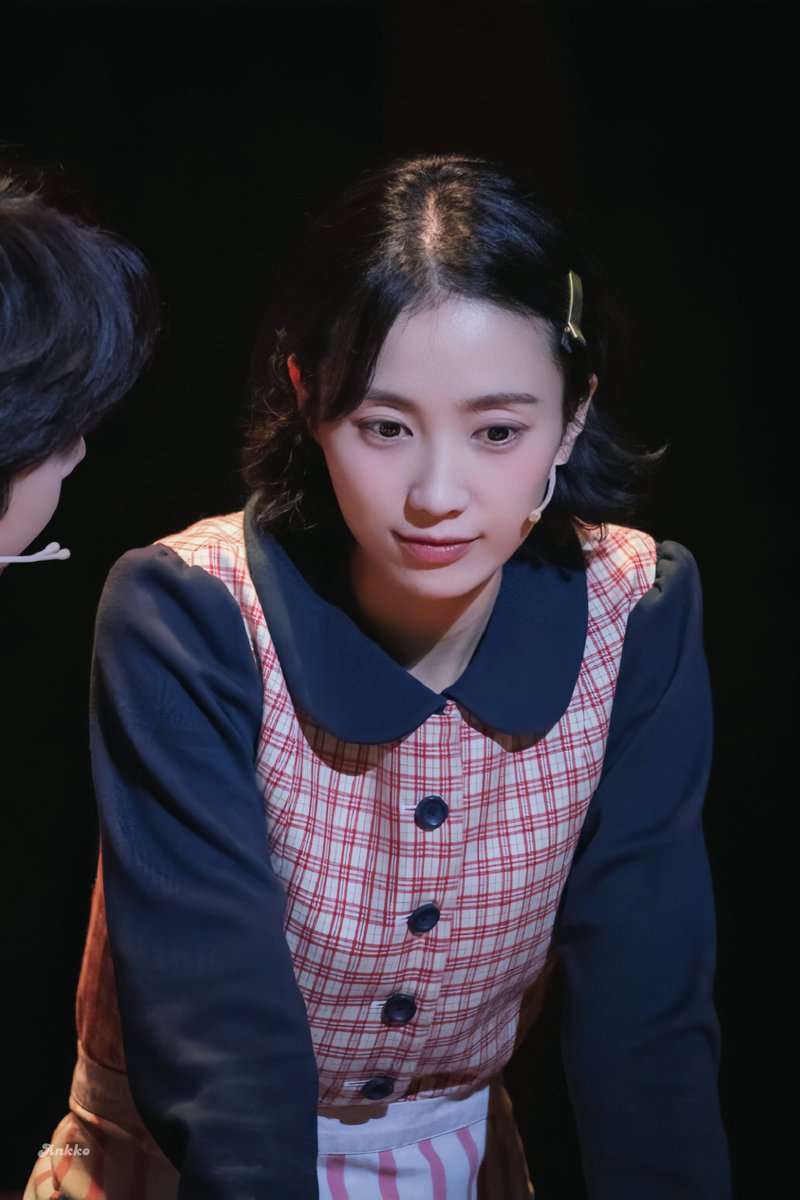 250209 뮤지컬 고스트 베이커리

난 여기 이렇게 있는 게 좋아요. 
유령 役 #전성우 배우님
순희 役 #박지연 배우님