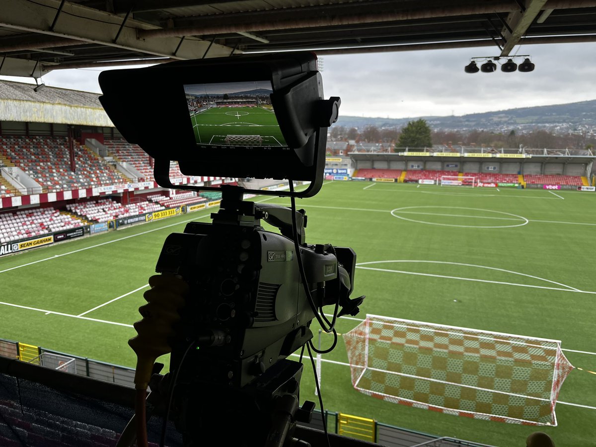 Today’s office. Cliftonville FC v Portadown FC
Watch on SkySports. KO 3pm.