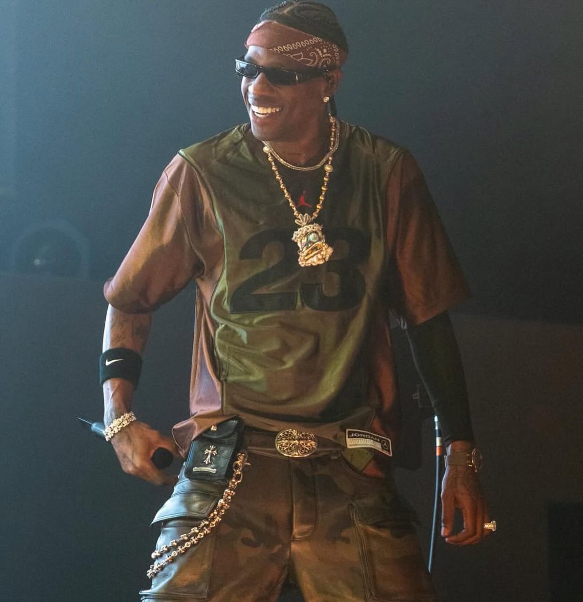 Travis Scott in Supreme x Jordan Jersey