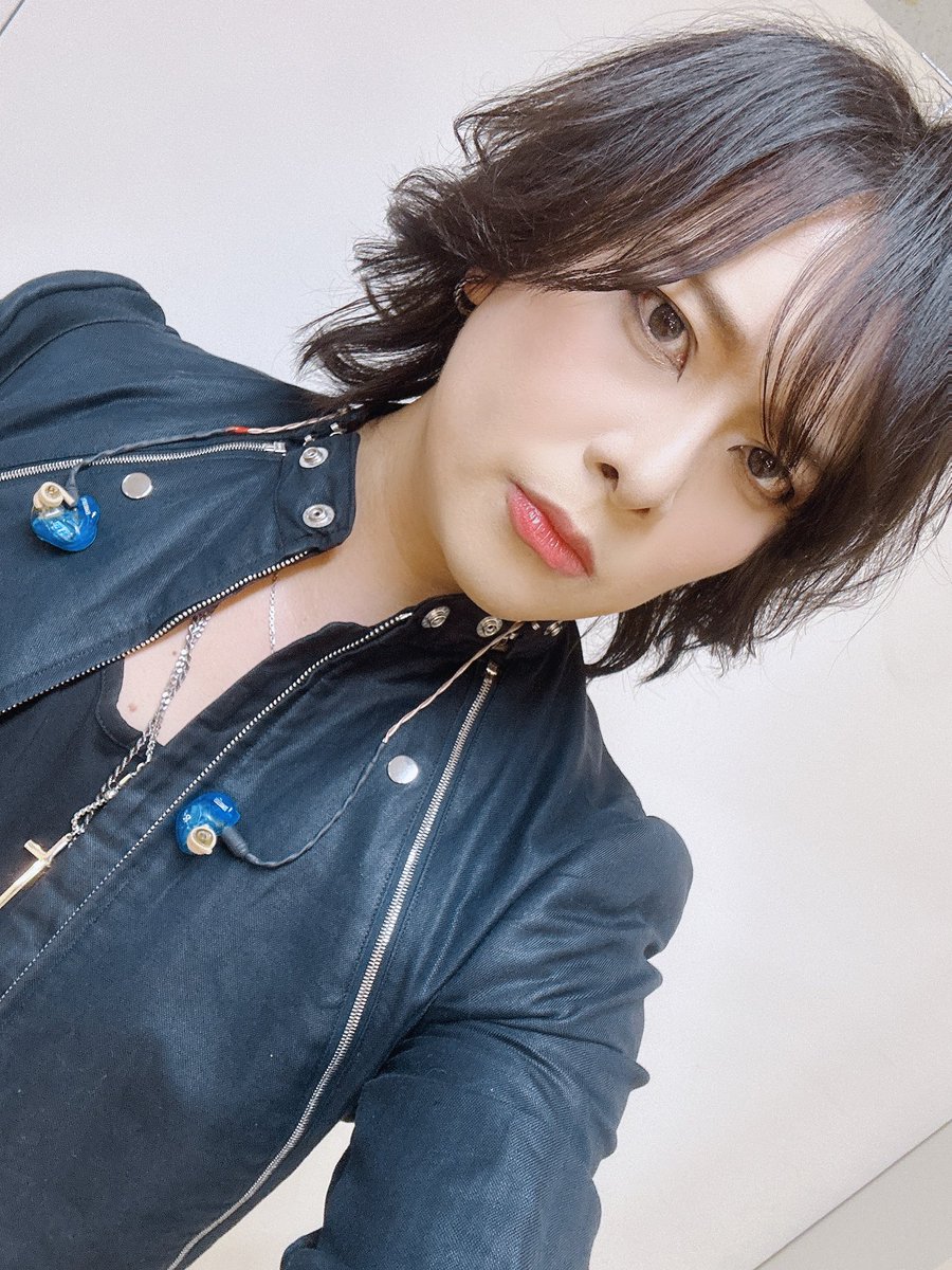 reno_guitarlife's tweet photo. SIAM SOPHIA-G
大阪城ホール、皆様ありがとうございました。僕なりに心を込めて弾いてきました。楽しんで頂けていたら嬉しいです✨
そして、
東京公演　10/13 TOYOTA ARENA決まりましたね🌻🔥
また皆様よろしくお願い致します！
本当にありがとうございました！
また！

#SIAMSHADE 
#SOPHIA
#SIAMSOPHIA
