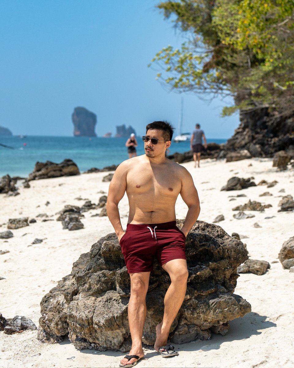 กระบี่ยังไม่ฮอทเท่าพี่นะครับ เจ้าหมาน้อย 🔥🌴🌊