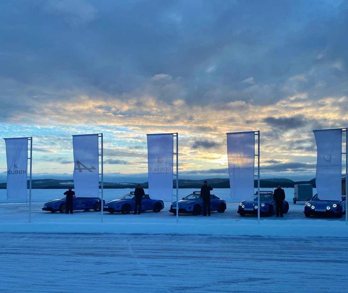 Great to meet some of our biggest hedge fund clients and market makers in Lapland this weekend 🚀

<a href="/binance/">Binance</a> &amp; <a href="/AlpineF1Team/">BWT Alpine Formula One Team</a> put together a mindblowing ice-driving experience that kept our clients on the edge of their seats. From 200 km/h ice races to incredible business talks, it
