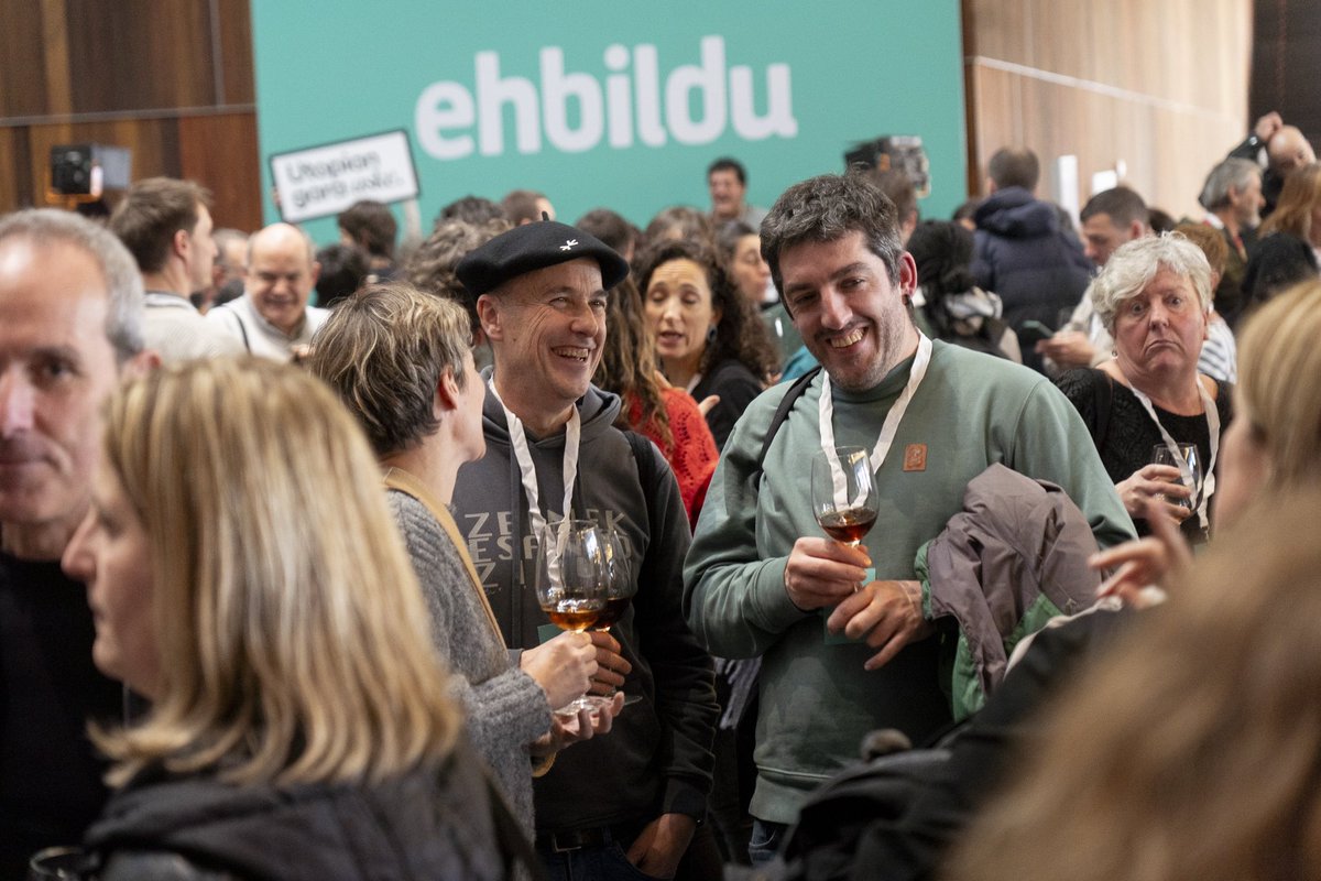 EH Bildu Arrasate tweet media