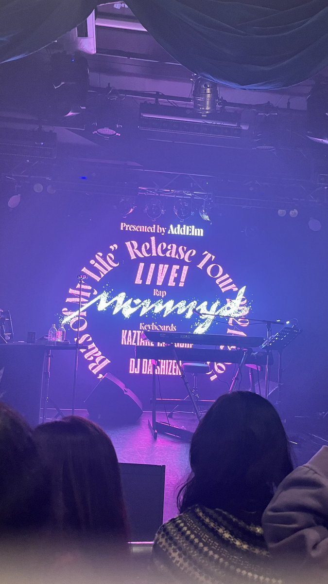 Fcrow_rapper's tweet photo. Mummy-D (@_RHYMESTER_ )ソロアルバムリリースツアー横浜公演行ってきました。Dさんの50歳過ぎてのソロデビュー、初のソロでの故郷横浜でのライブ。ずっと感慨深そうにライブしてて、めちゃくちゃ人生でした。3回涙流した！行ってよかったーーー！また頑張って生きよ！ https://t.co/lxvivPuHnv