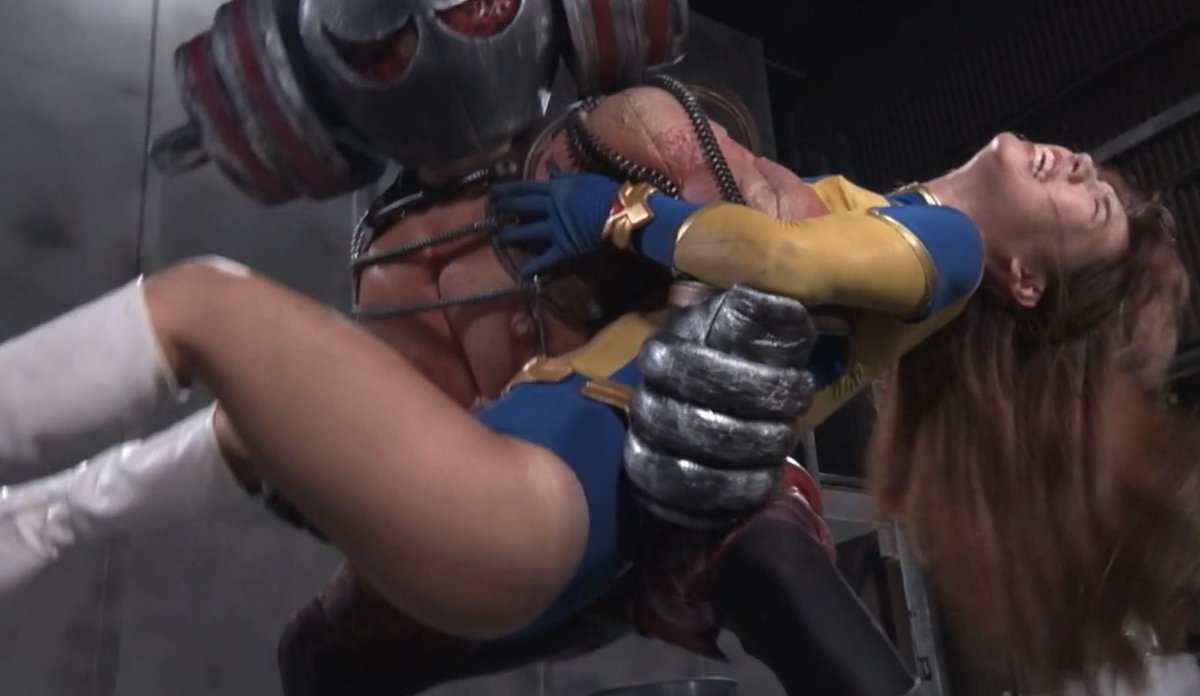 sklong101's tweet photo. Pain &amp; Gain picked up Leona, swung her like a pendulum, and dropped her on his knees. Leona's hips were destroyed by this backbreaker, and she was unable to move.
#太陽の戦士レオーナ https://t.co/uzRuCHGXNM